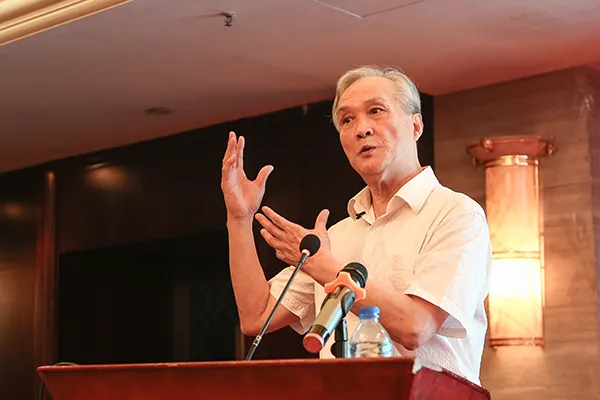 成尚荣:国家督学,原江苏省教育科学研究所所长.